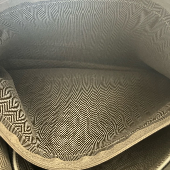 WHITE LEATHER SATCHEL… NEW WITH TAGS - Picture 10 of 14